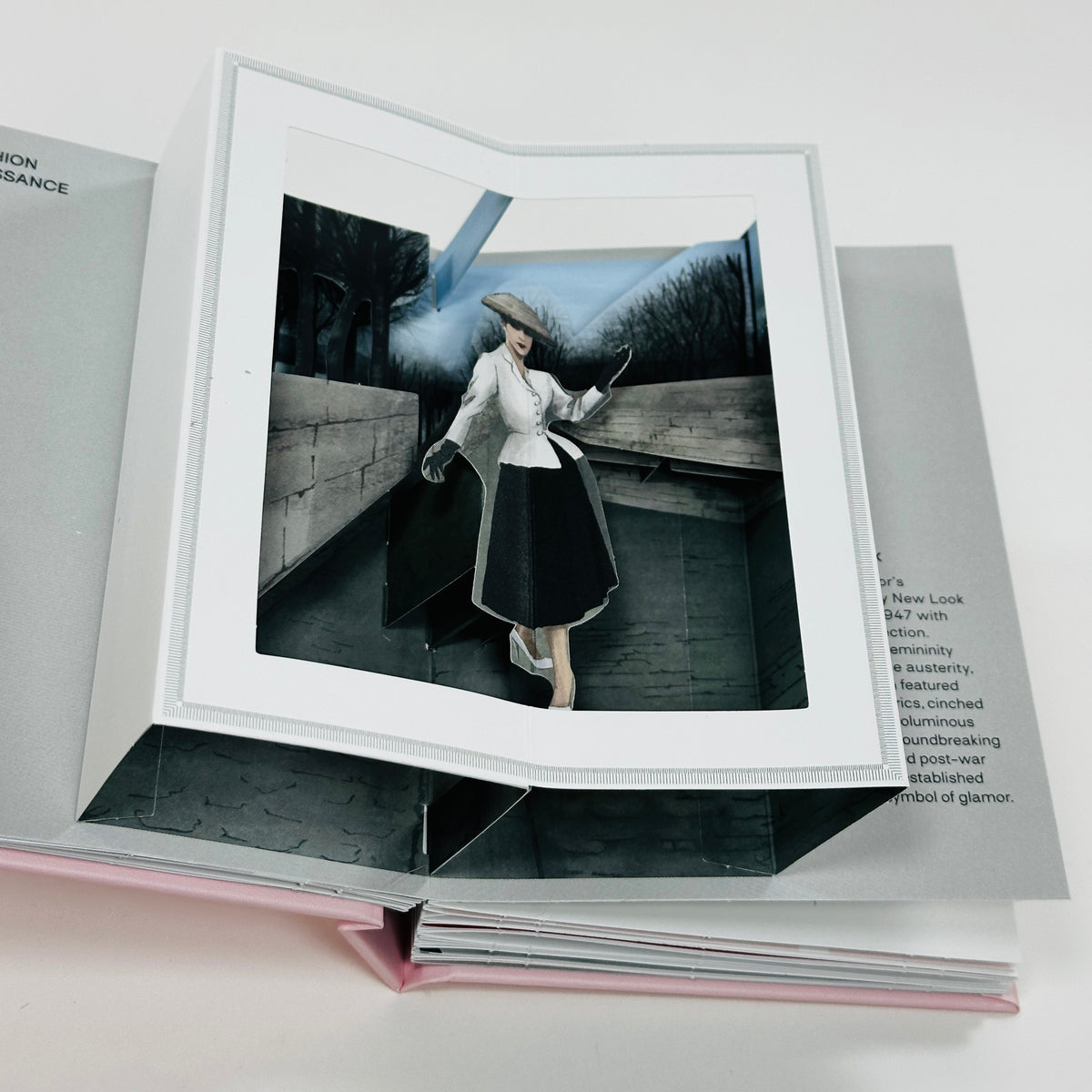 Fashion Unfolded - Pop-Up Dior