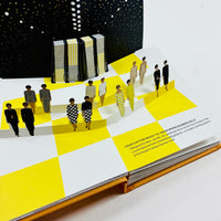 Fashion Unfolded - Pop-Up Louis Vuitton