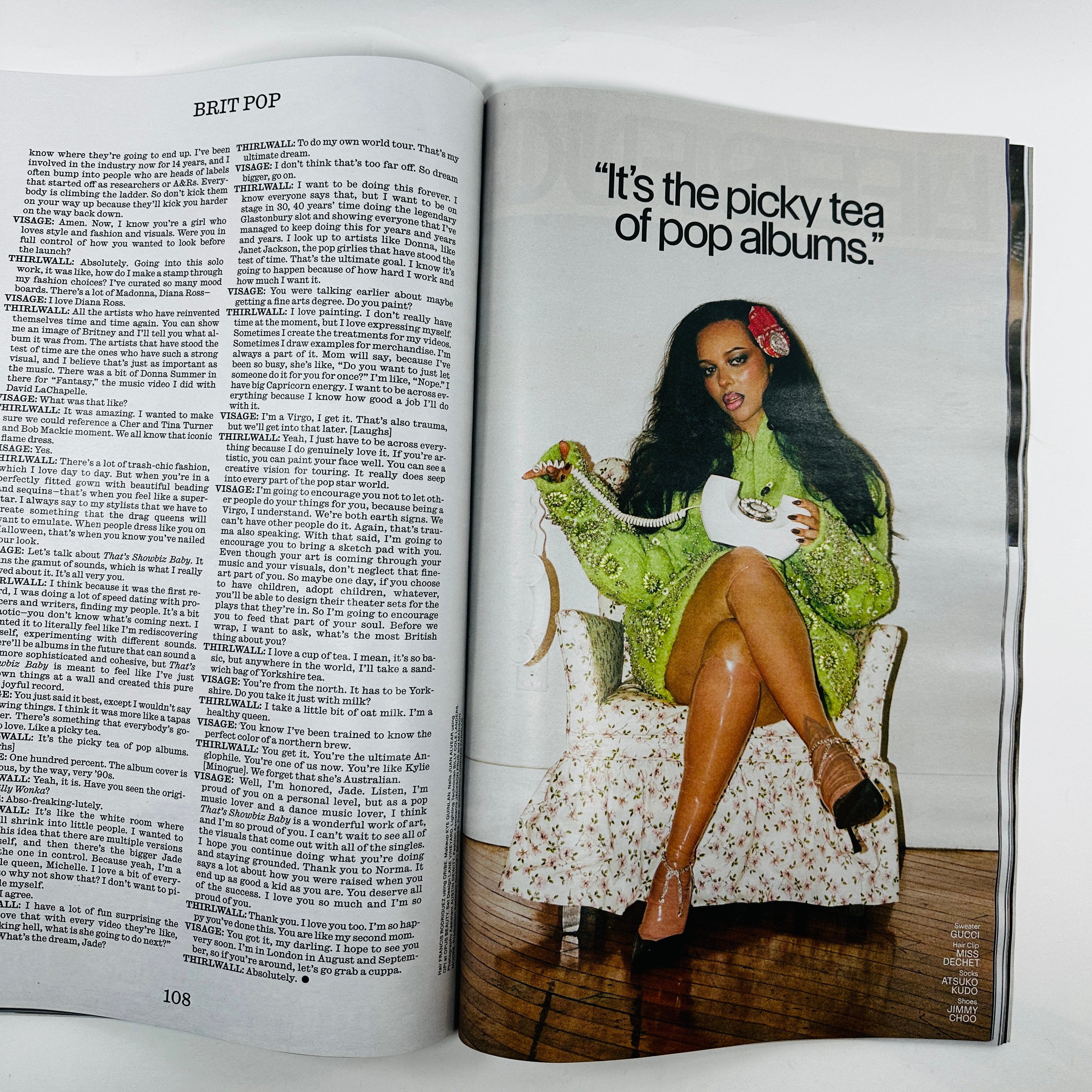 サブリナ・カーペンター★レア洋書：INTERVIEW #562 Interview #562 - Sabrina Carpenter – UNITOM