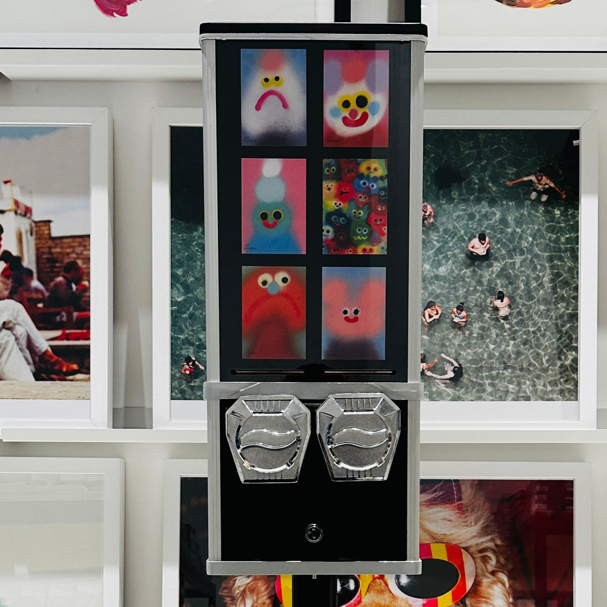 UNITOM Art Vend #3 - Jon Burgerman