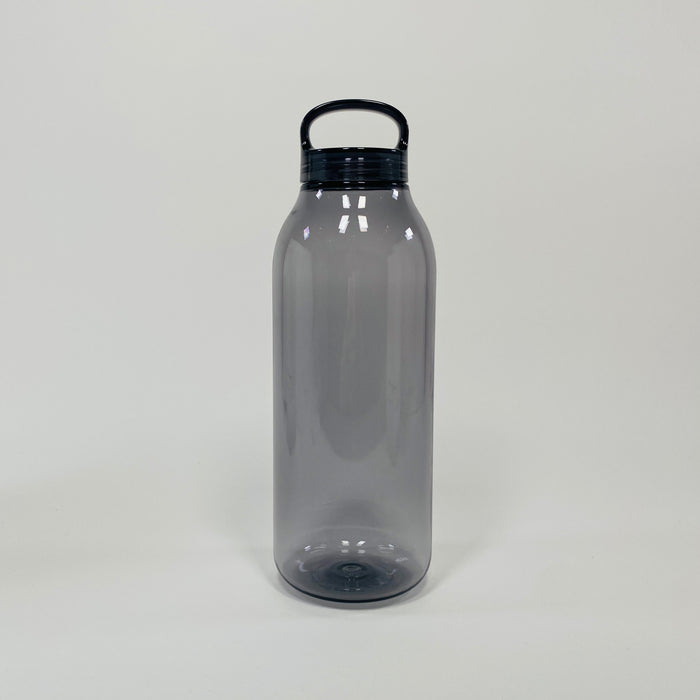 Kinto Water Bottle 500ml Smoke