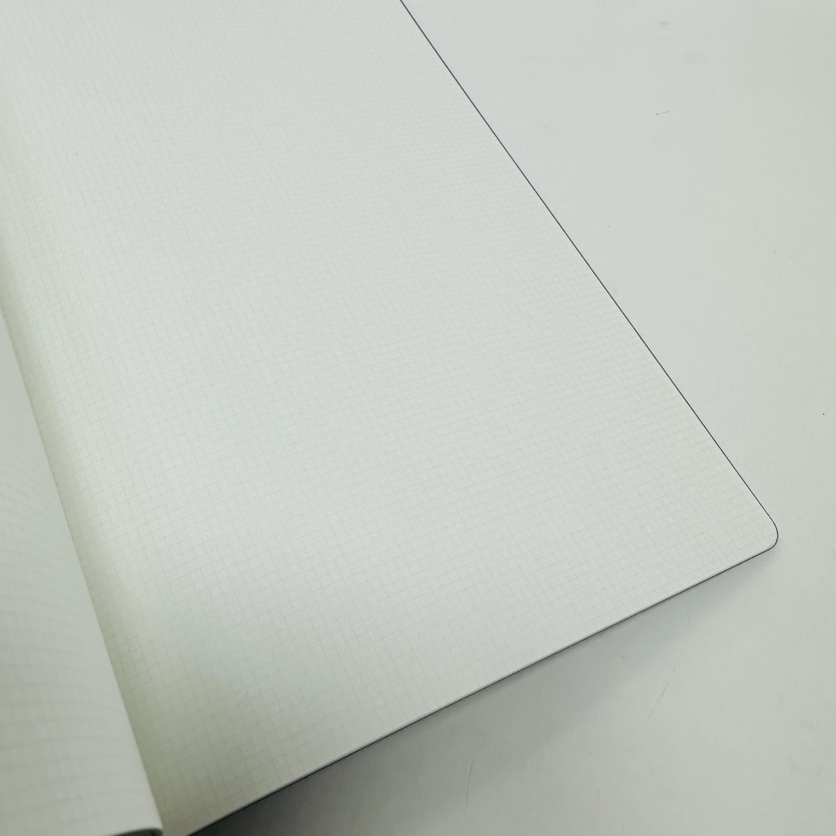 Kleid 2mm Grid Notebook A5 - Grey