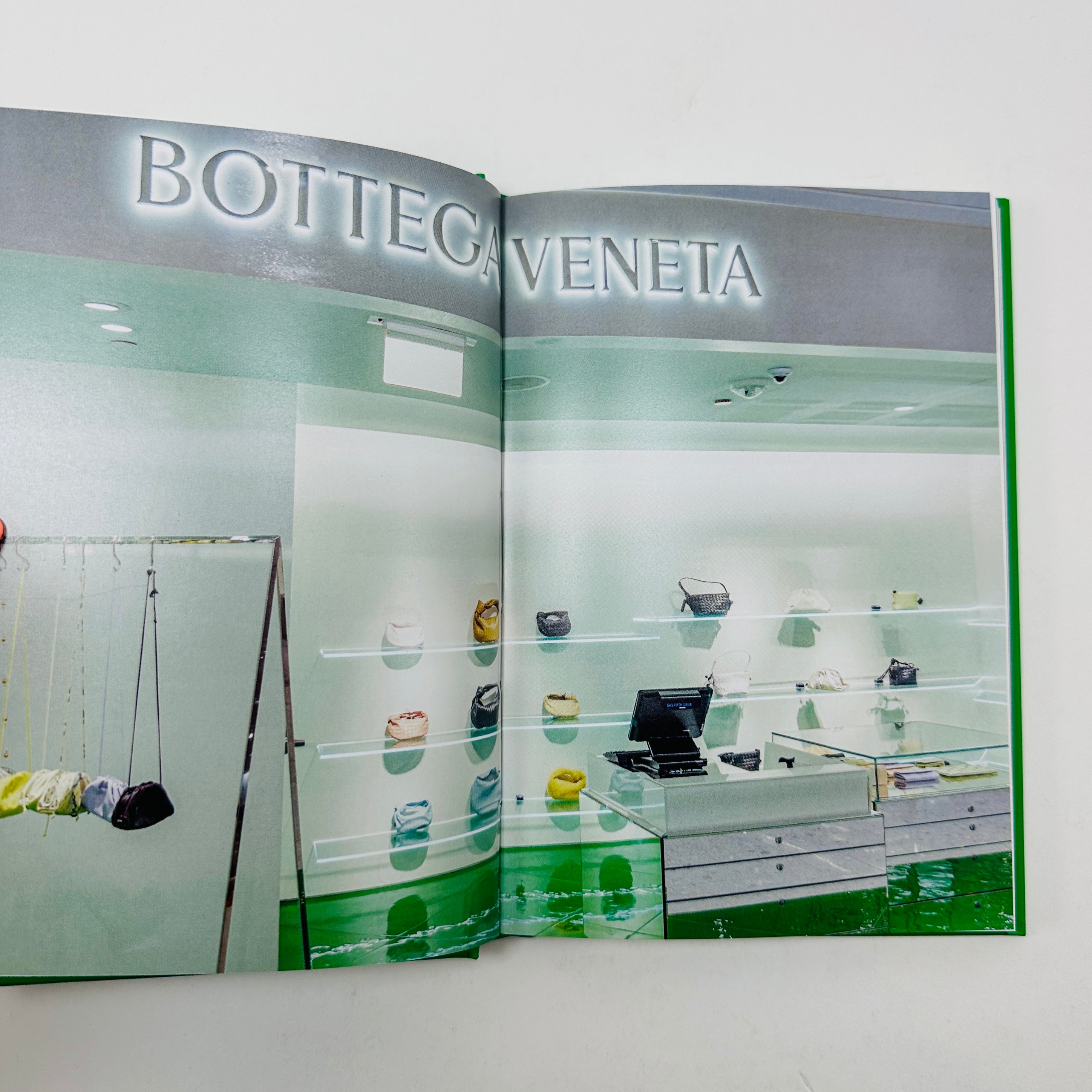 Little Book of Bottega Veneta - Little Books of Fashion – UNITOM