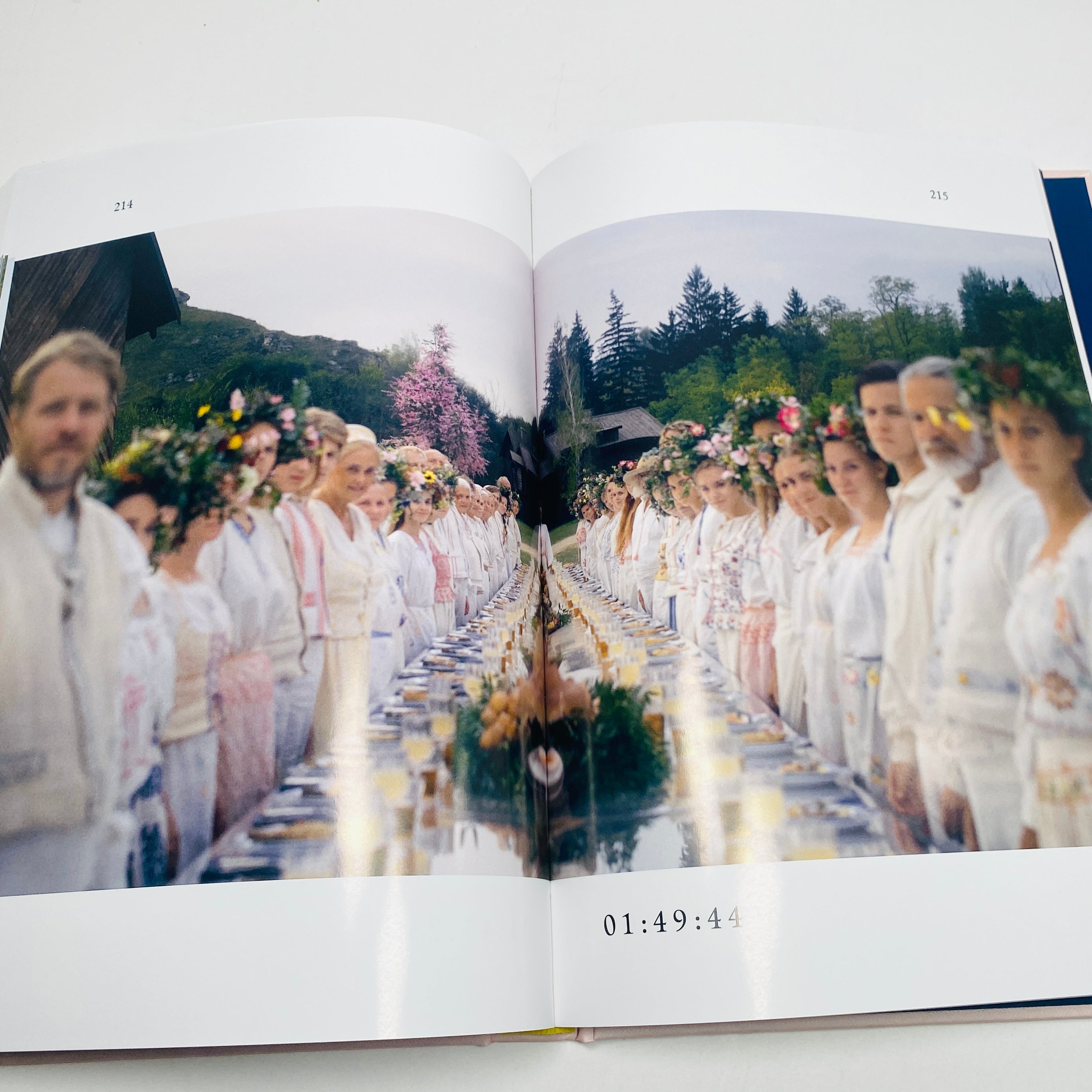 【新品】ミッドサマー A24 MIDSOMMAR SCREENPLAY BOOK A24 Screenplay Collection: Midsommar, Ari Aster – Magalleria