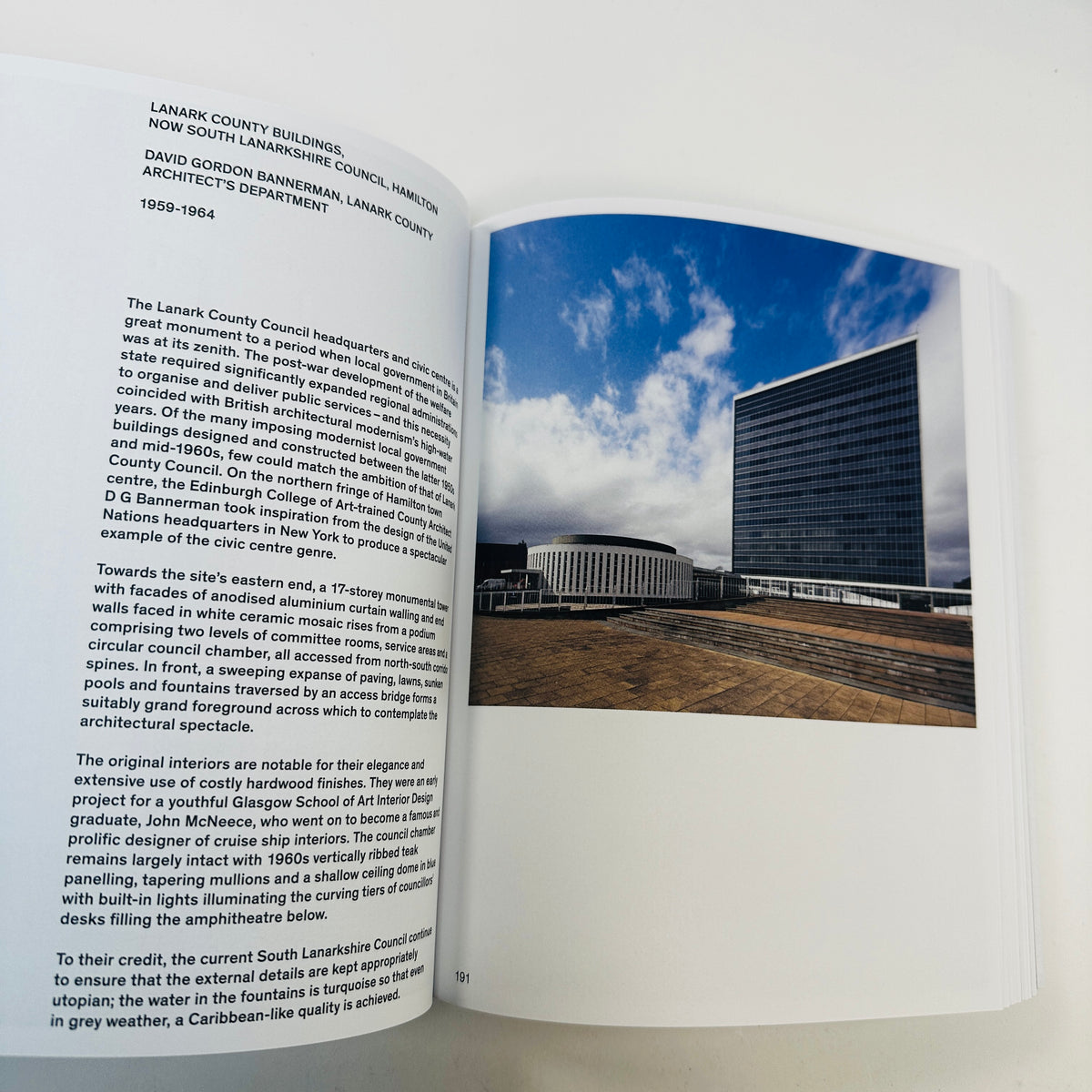 Modernist Scotland - Bruce Peter