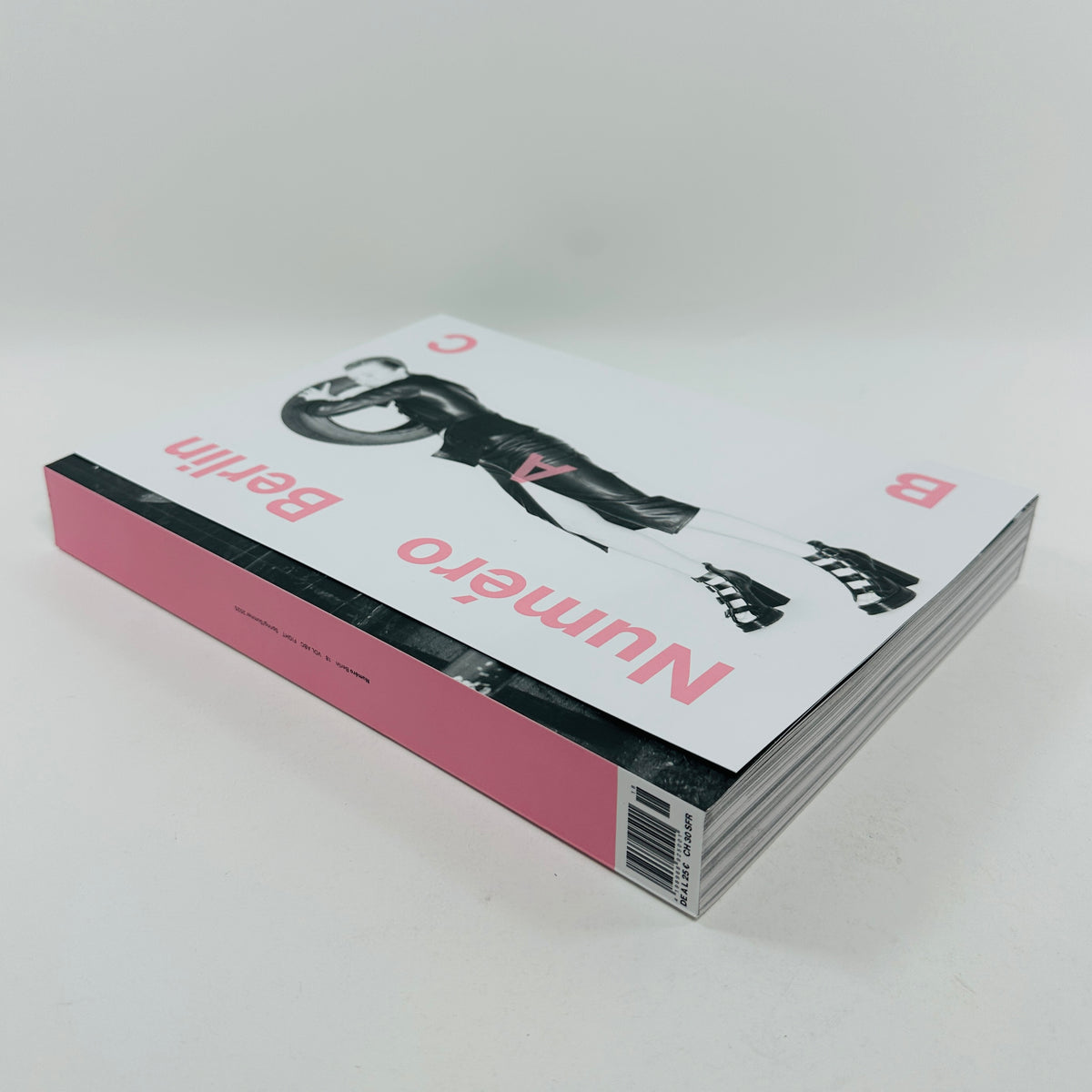 Numéro Berlin #17 - Spring/Summer 2025