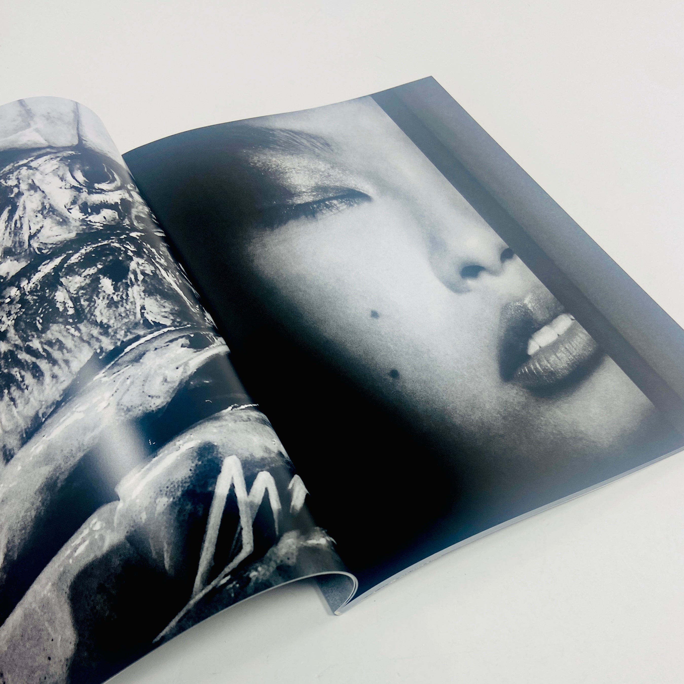 Record 59 - Daido Moriyama – UNITOM