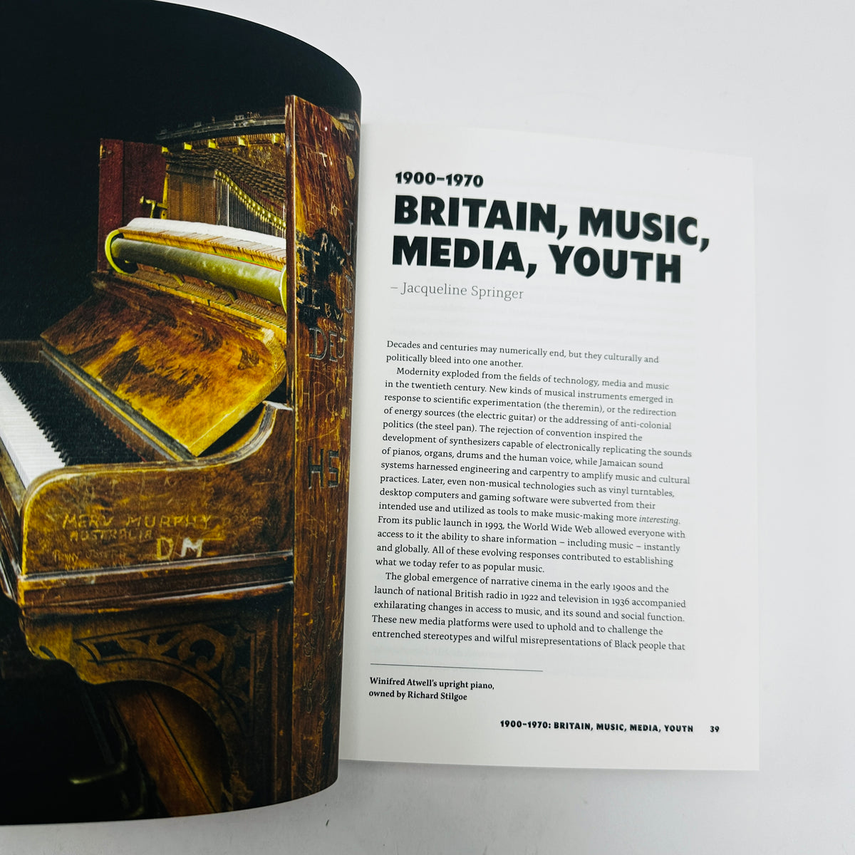 The Music Is Black - A British Story