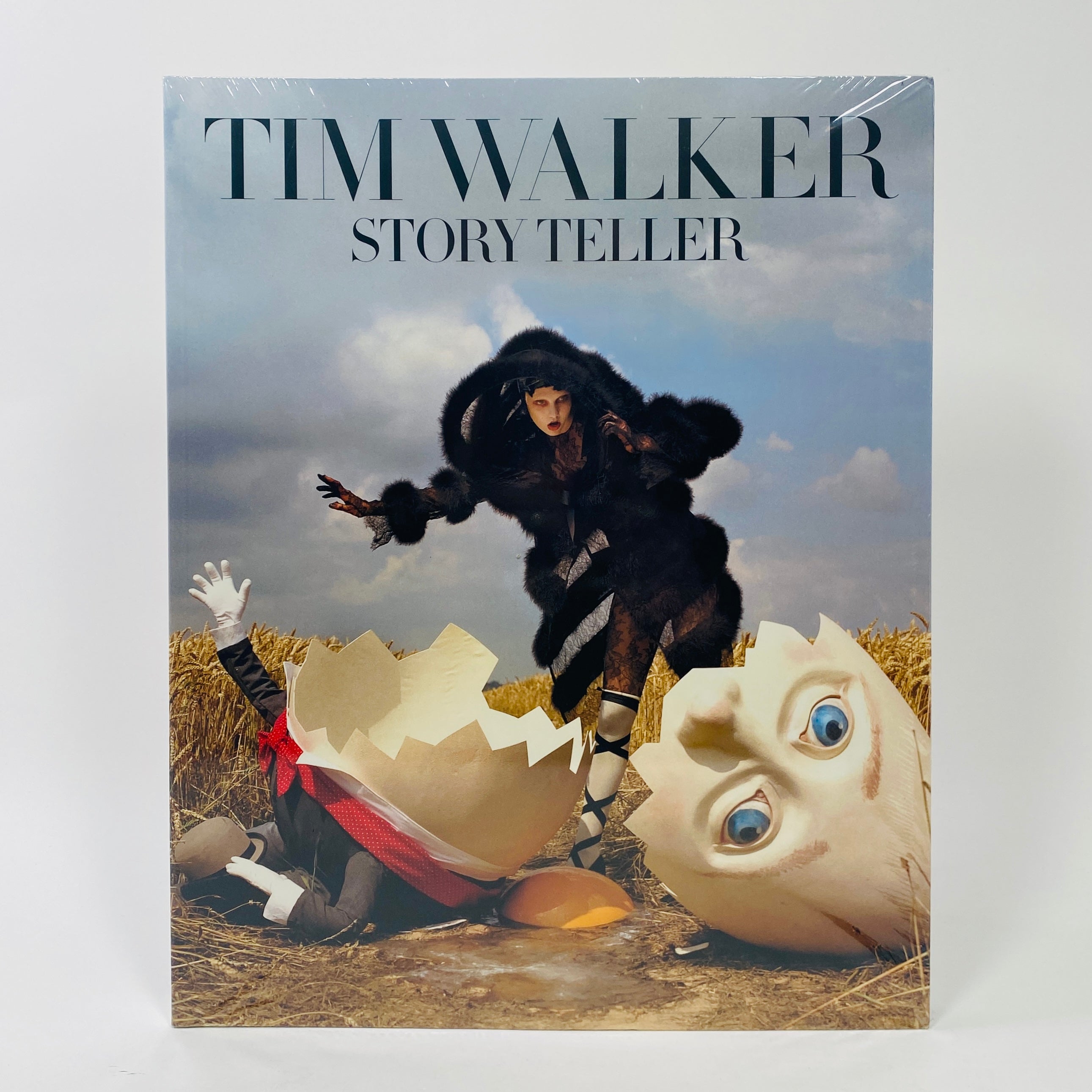 Tim Walker - Story Teller – UNITOM