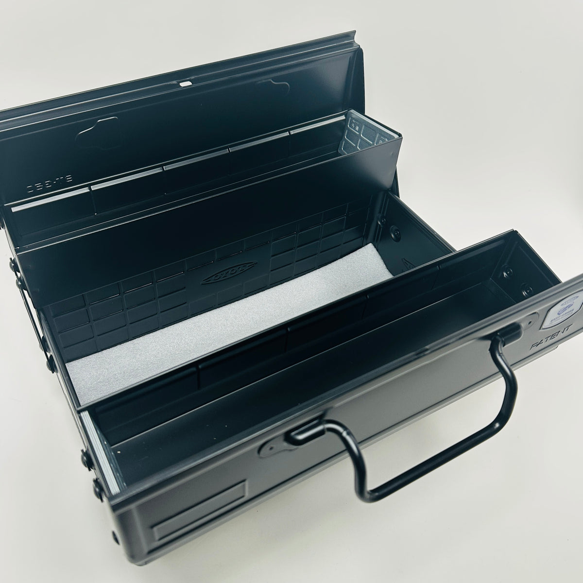 Toyo Steel Cantilever Toolbox ST-350 - Black