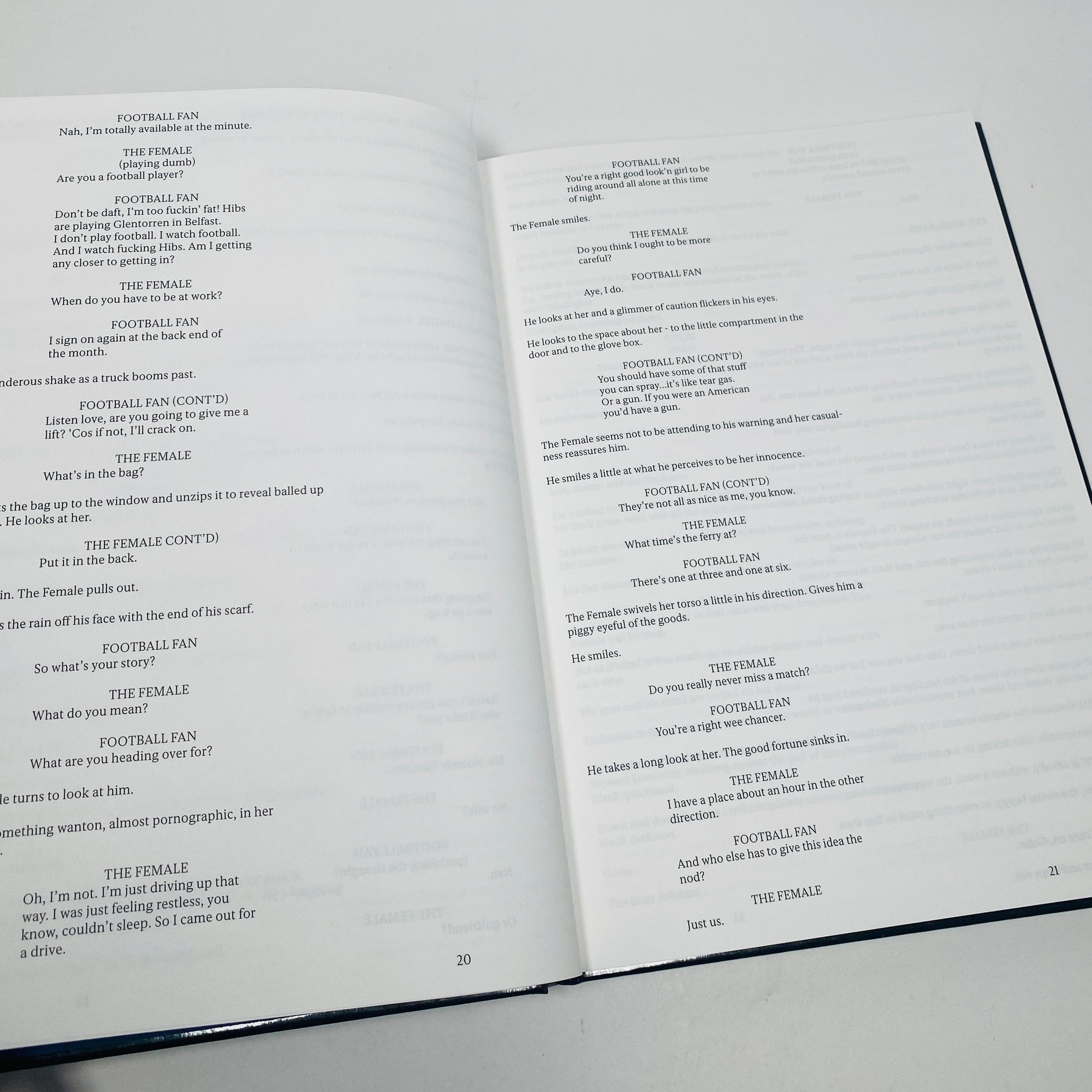 Under The Skin Screenplay Book – UNITOM