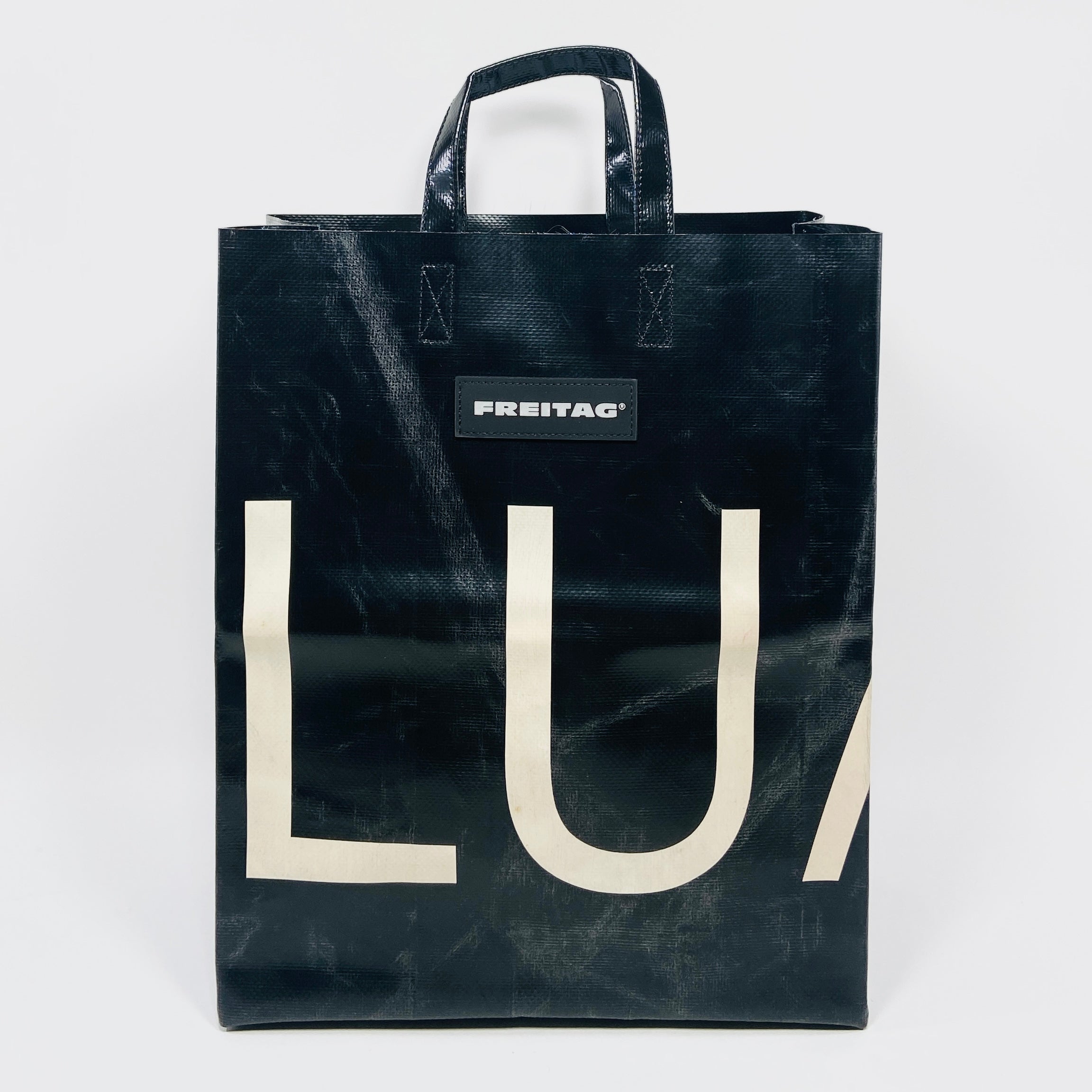 Black freitag bag 2025