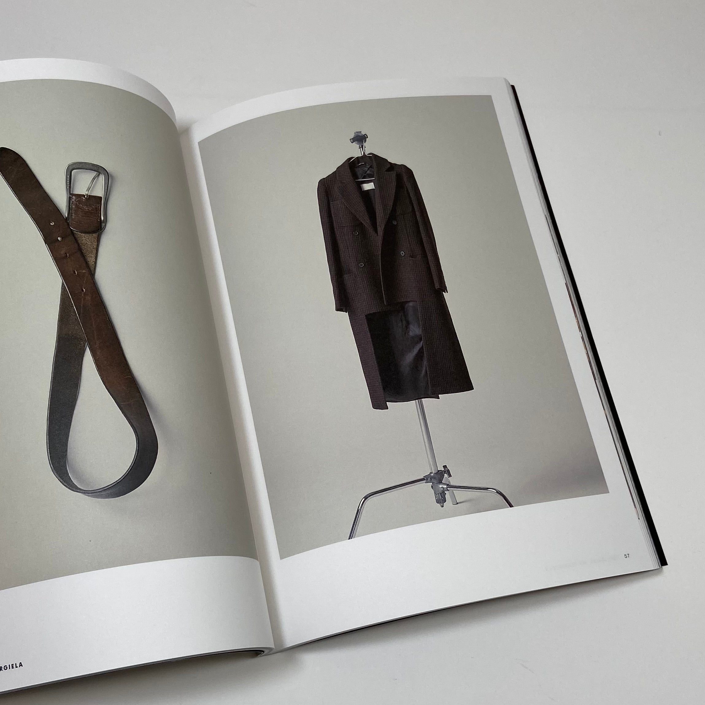B Magazine #54 - Maison Margiela – UNITOM