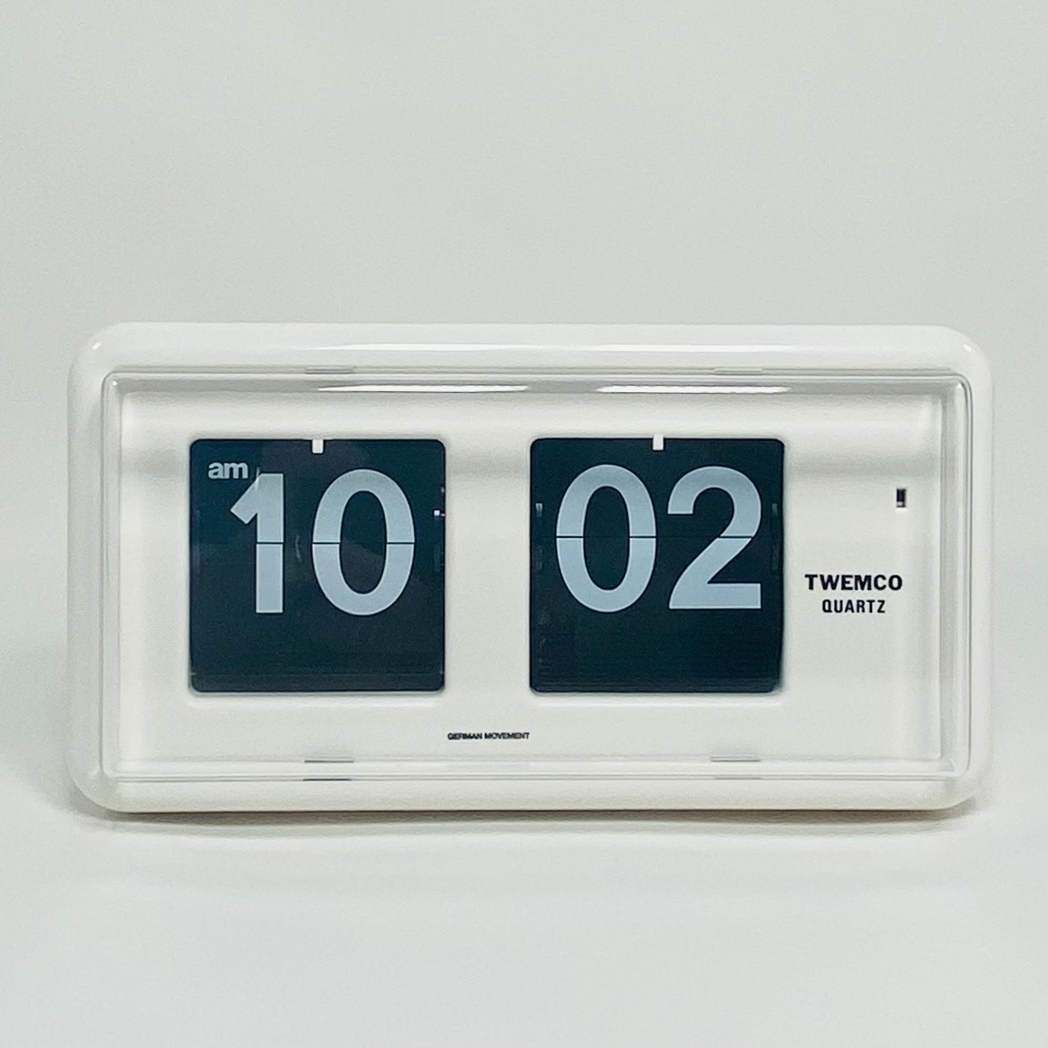 TWEMCO Flip Clock QT-30 White – UNITOM